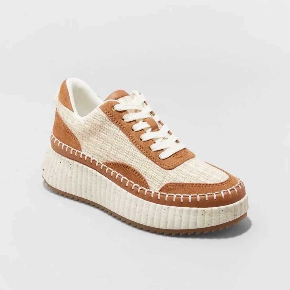 Universal Thread Cream and Tan Platform Sneakers